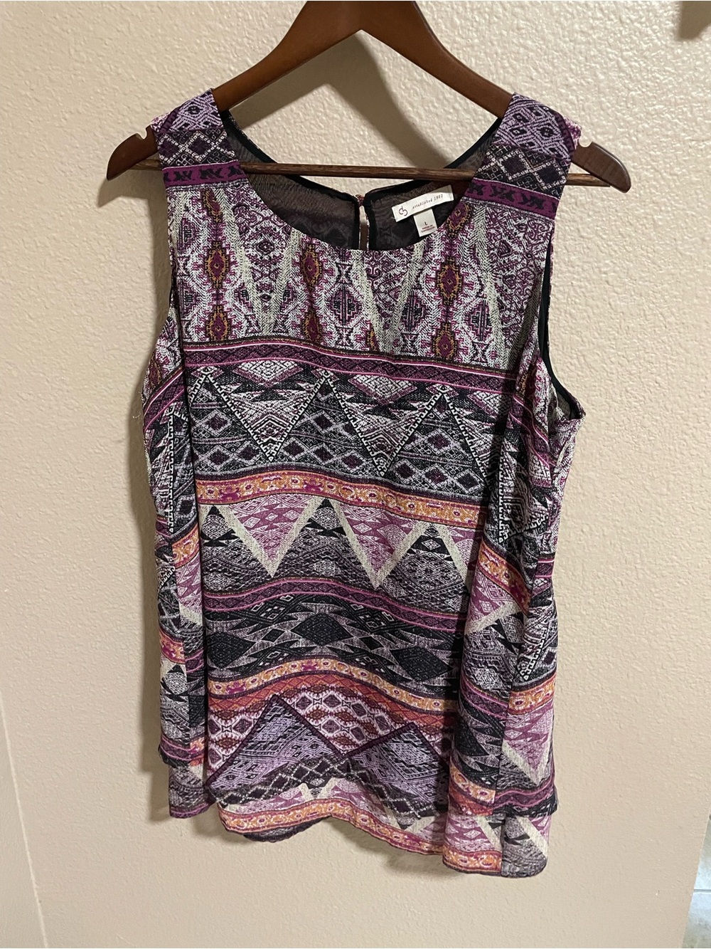Sleeveless Aztec Print Tank Top